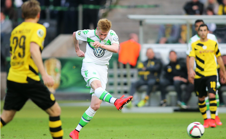 足球巴萨高层称将坚定走年轻化路线