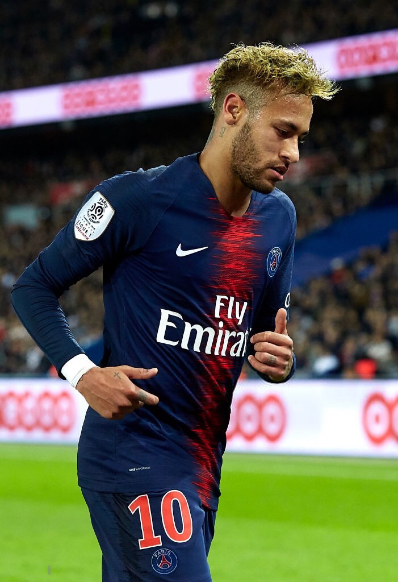 曼联与切尔西、阿斯顿维拉及竞争对手的下一个英超赛程比较