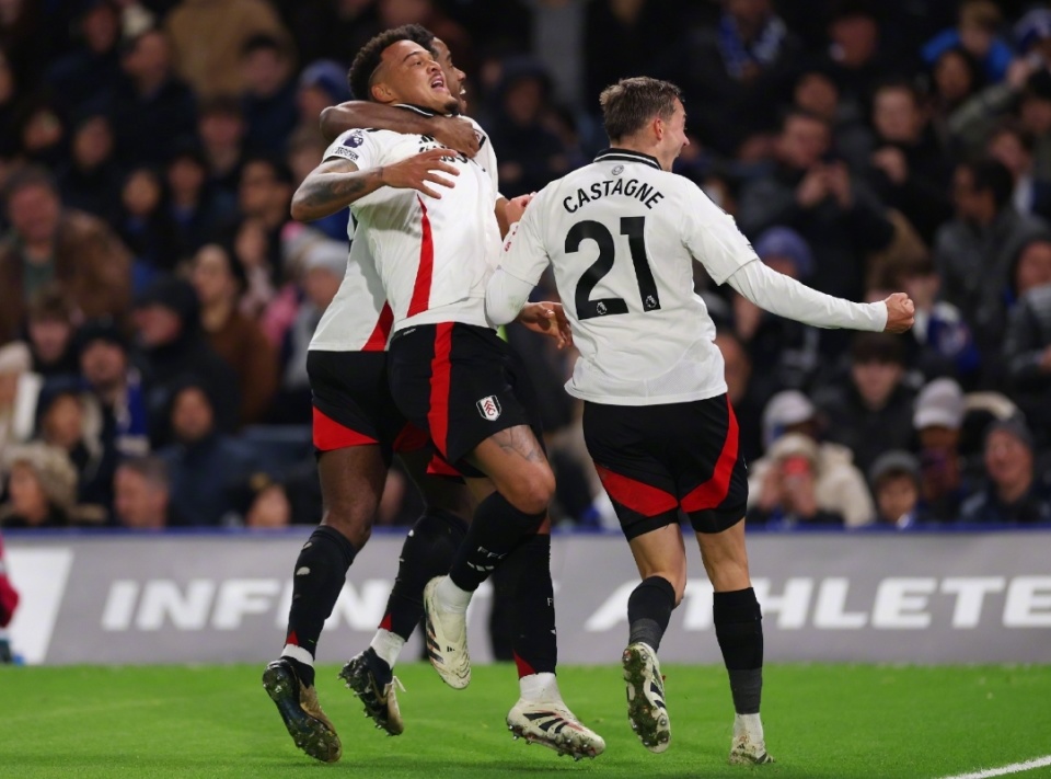 西蒙尼：巴埃纳在不同位置都能帮我们；我们有很大提升空间