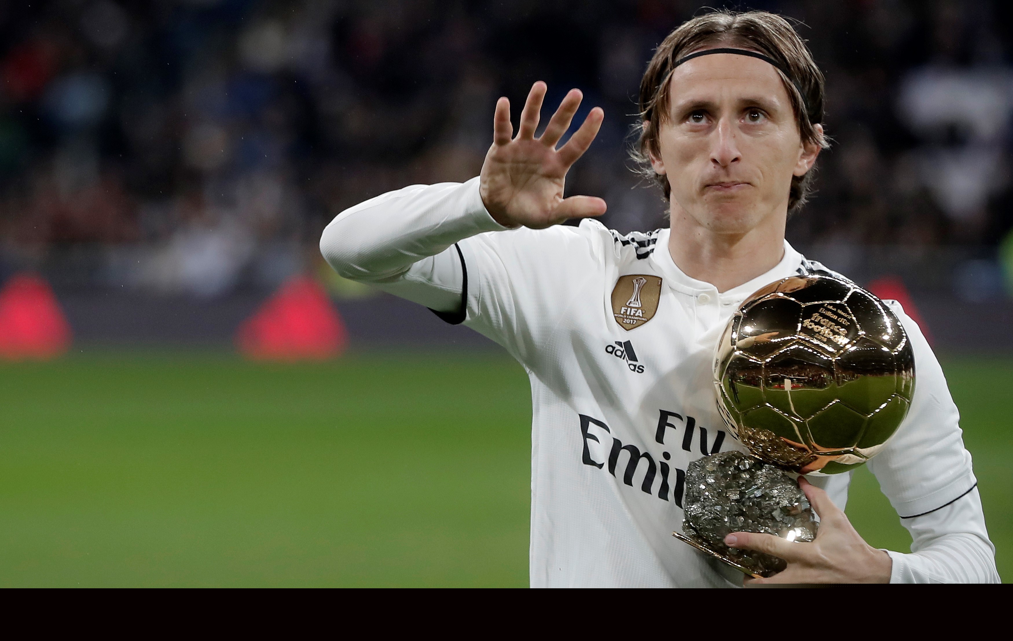 米兰名宿：米兰需要一名真正的中锋，看到莫德里奇这么投入真是太棒了