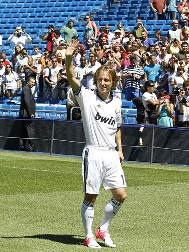 米体：没有俱乐部会在1月签受伤球员，尤文将DV9撤出冬窗市场