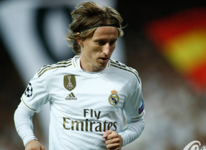 球报：特林康与葡萄牙体育续约谈判遇阻，经济要求成主要障碍