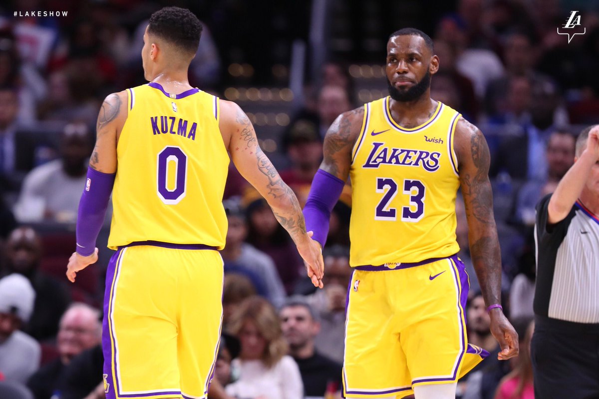 了自己在乒 了自己在乒